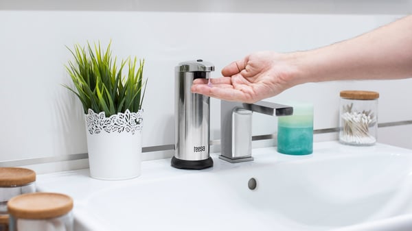 Teesa automatisk berøringsfri sæbedispenser med regulering