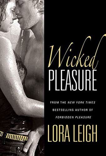 Wicked Pleasure (Bound Hearts) by Lora Leigh Paperback Book Pre-Owned English
