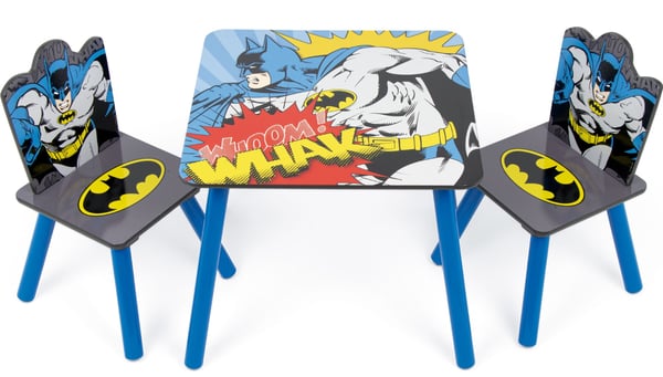 Batman Puinen pöytä ja tuolit