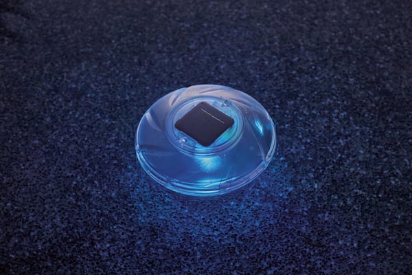 Bestway SolarFloat Solar LED-valo altaalle / paljuun