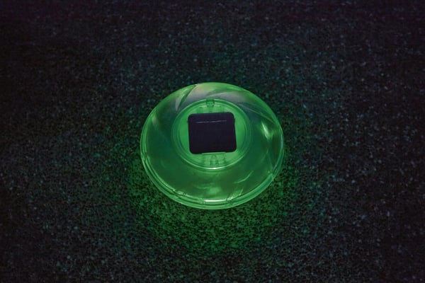 Bestway SolarFloat Solar LED-valo altaalle / paljuun