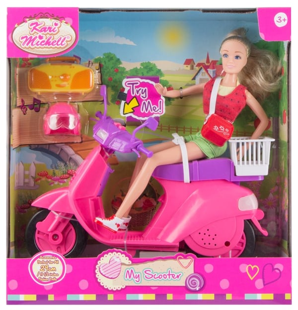 Kari Michell docka med Scooter