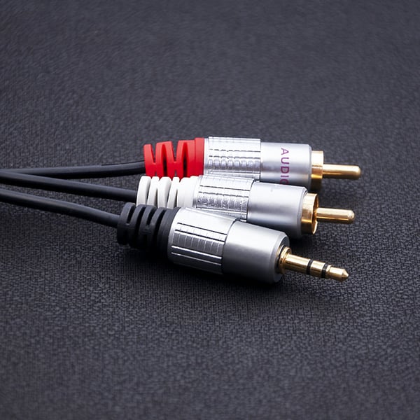 Qoltec kabel 2x RCA/minijakk 3,5 mm 3 m sort