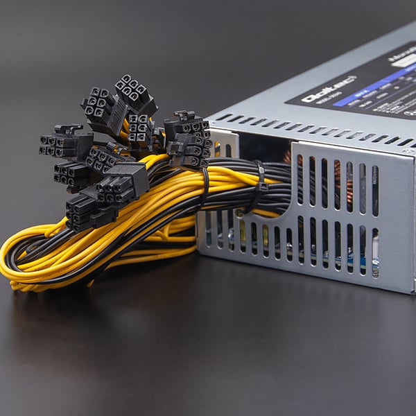 Qoltec PCI-E 1800W strømforsyning 80 Plus Platinum til dataminering