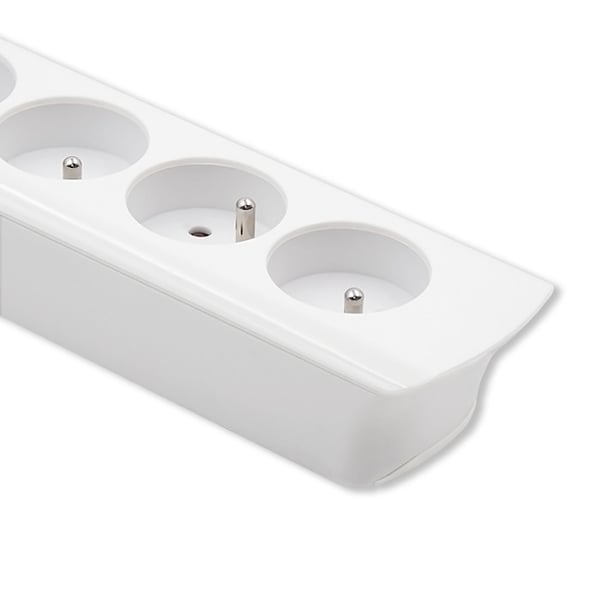 Qoltec grenuttag med 6 udtag 1,8 m hvid