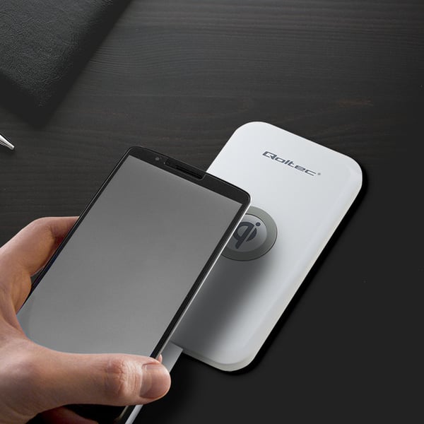 Qoltec trådlös induktiv laddare Qualcomm QuickCharge 3.0 10W vit