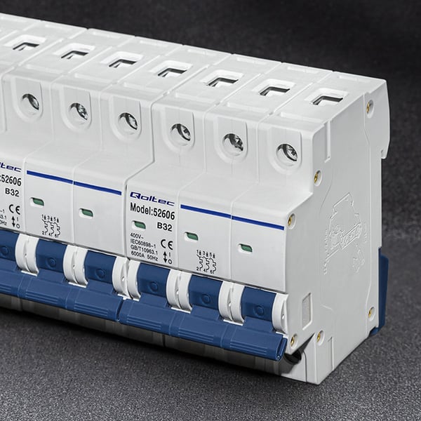 Qoltec B32 sikring AC 32A 3P
