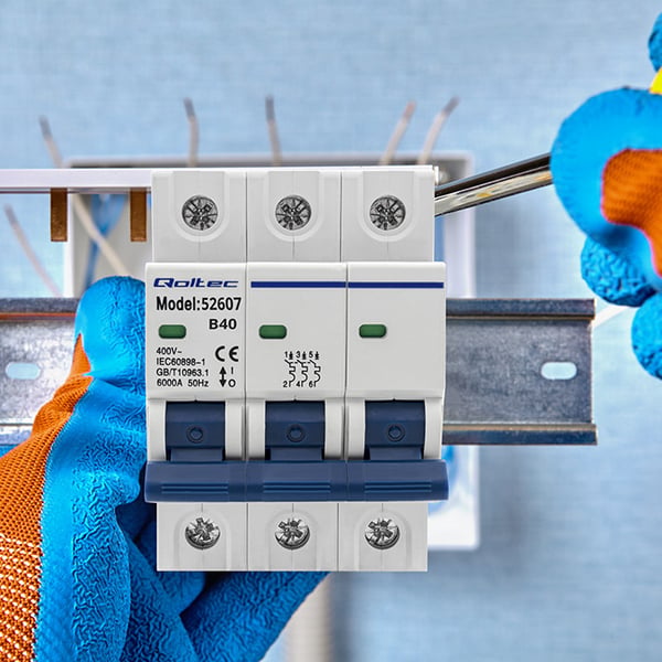 Qoltec B40 sikring AC 40A 3-polet