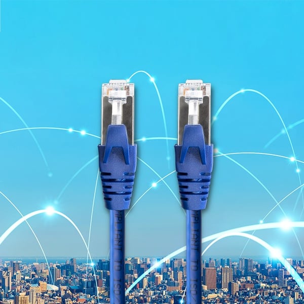 Qoltec-kaapelikytkentäkaapeli FTP | CAT6 | 2 x RJ-45 | 1 m | Nopea | Kulta | Suojattu