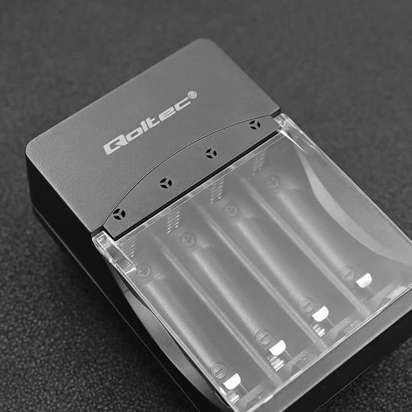Qoltec oplader til Ni-MH batterier type R03 AAA og R6 AA