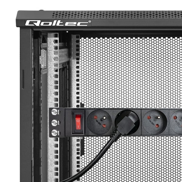 Qoltec Alumiininen PDU-jatkojohto 10" räkille | 1U | 16A | 4xFRENCH | 1.8m