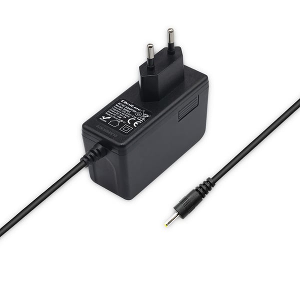 Qoltec-seinälaturi 15 W | 5 V | 3 A | 2,5 * 0,7