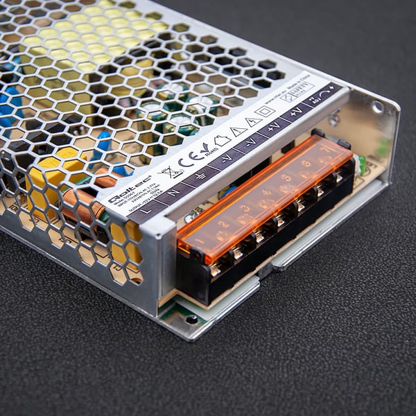 Qoltec LED-switchende strømforsyning IP20 150W 12V 12,5A Slank