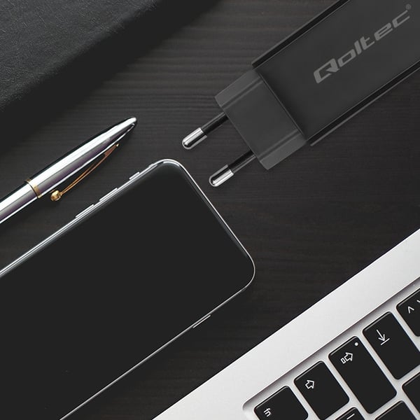 Qoltec 65W GaN superhurti vægglader 5-20V 3-3.25A USB 3.1 til bærbar, smartphone og tablet