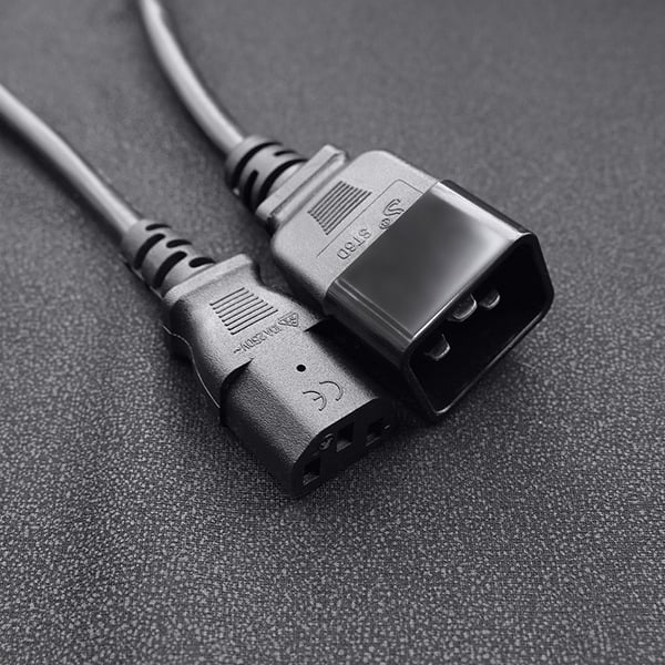 Qoltec IEC C20/C13 strømforlængerkabel 3x1,5mm² 1,2m