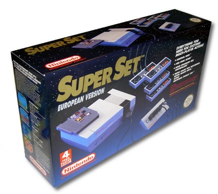 Nintendo Super Set: incl. Console, 4 Controllers, SMB/Tetris/WC, 4-player adapter (Begagnad)