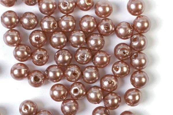 Plastperler 5 mm 500 g, brun