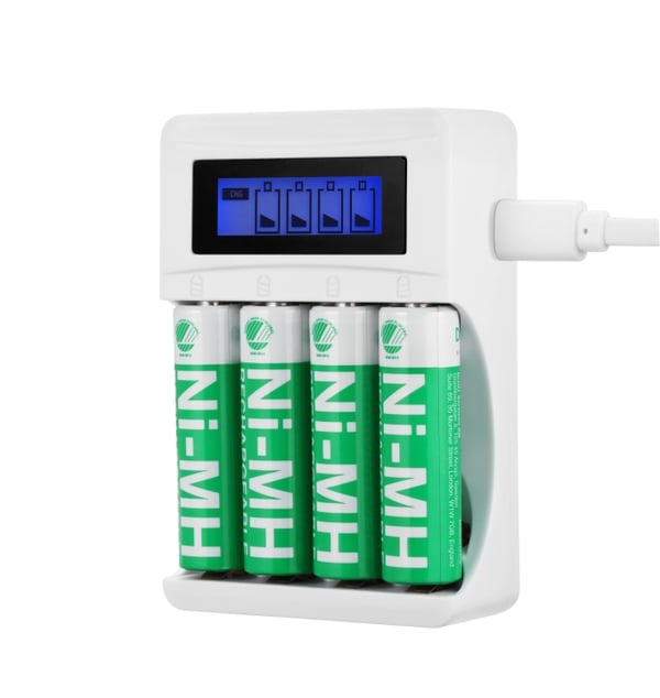 DELTACO Ultimate Ni-Mh USB laddare med 4 x AA batterier DELTACO Ultimate Ni-Mh USB laddare med 4 x AA batterier