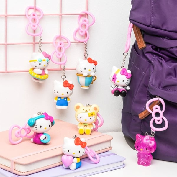 Paladone Hello Kitty reppukaverit ( valikoituja ) Paladone Hello Kitty reppukaverit ( valikoituja )