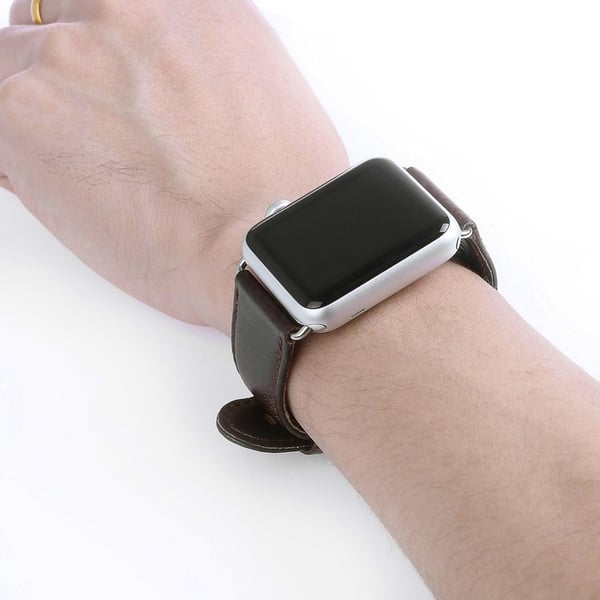 Klokkearmbånd i lærimitasjon til Apple Watch, 42/44/45mm, Mørkebrun