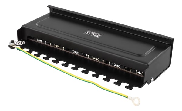DELTACO Kretspanel, 12xRJ45, Cat6a, veggmonterbart, 10Gbps, svart
