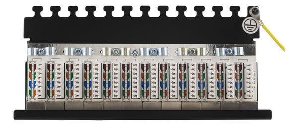 DELTACO Kretspanel, 12xRJ45, Cat6a, veggmonterbart, 10Gbps, svart