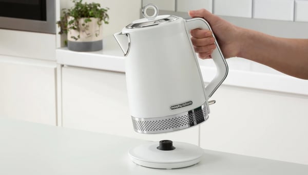 Morphy Richards Illumination Kedel 1,7L, hvid