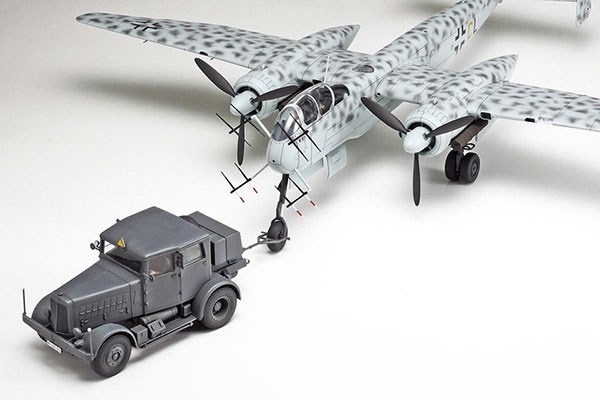 Tamiya 1/48 German Heavy Tractor SS-100