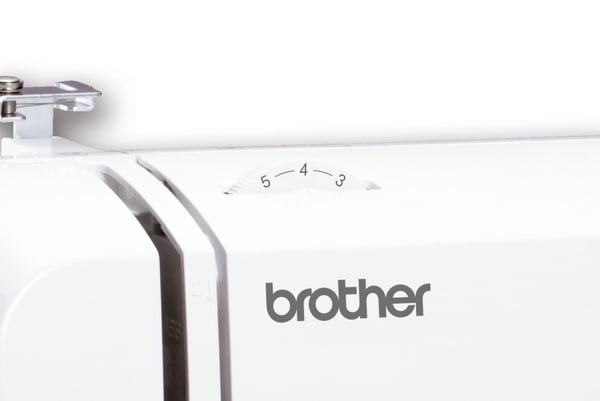 Brother RL417 Symaskin for enkle syprosjekter, inkludert overlocksømmer