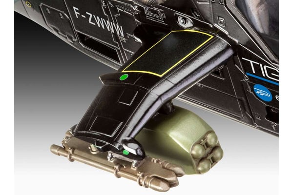 Revell James Bond 'Eurocopter Tiger' 1:72 gift set