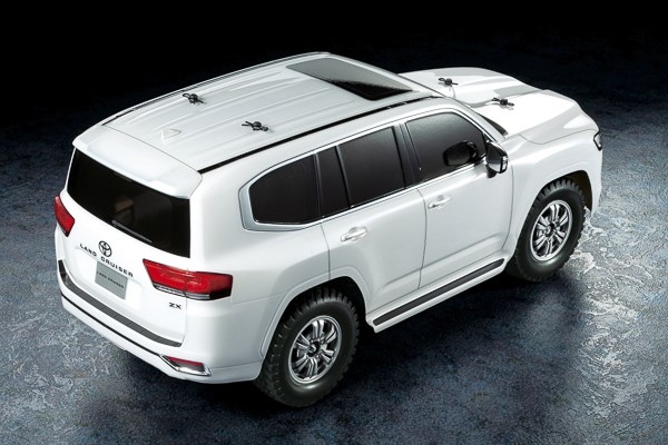 Tamiya 1/10 R/C Toyota Land Cruiser 300 (CC-02)