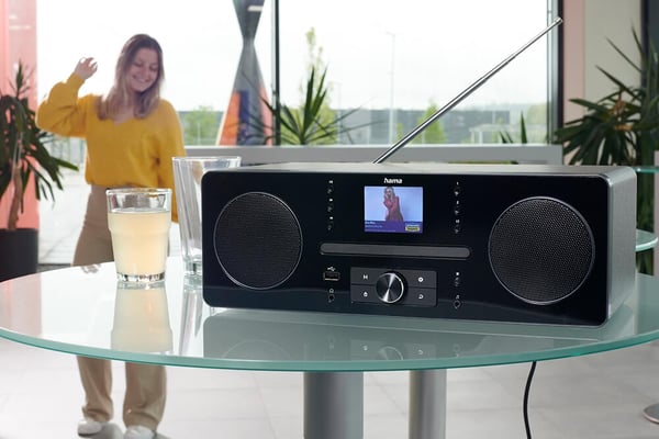 Hama Radio FM/DAB+/CD/BT Internetradio DIR1570CBT Sort