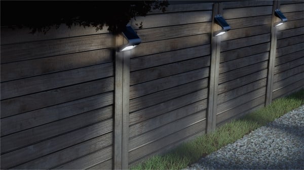 Goobay LED-solcellelampe med bevegelsesdetektor, 3,2 W belysning for inngangspartier, garasjeporter og trapper