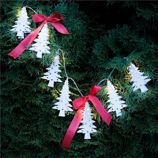 Goobay 10 LED-lys "Juletre" med timerfunksjon, varmhvit (3000 K), batteridrevet