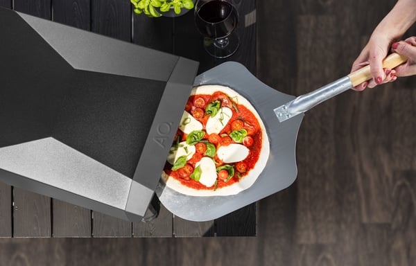 Anton Oliver pizzaspade