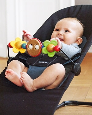BabyBjörn Googly Eyes babysitterleke, fargerik