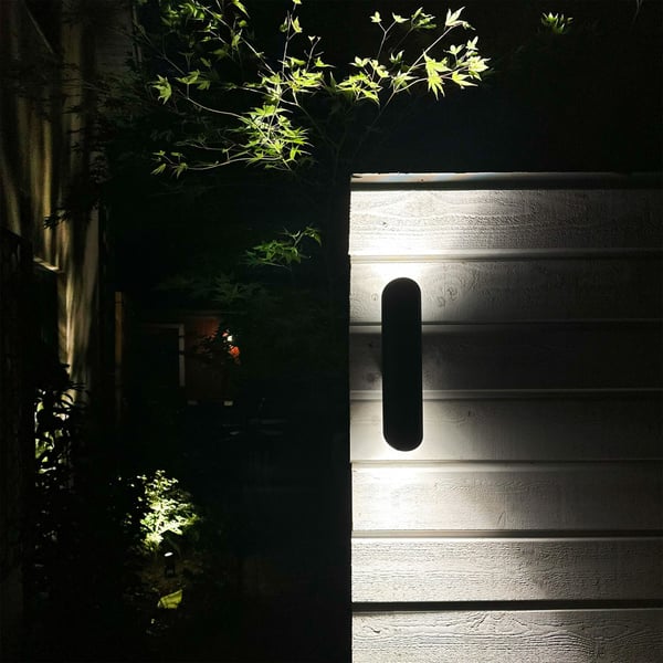 LightsOn Wally Vegglampe opp/ned 2 x5W 2x350lm 3000K