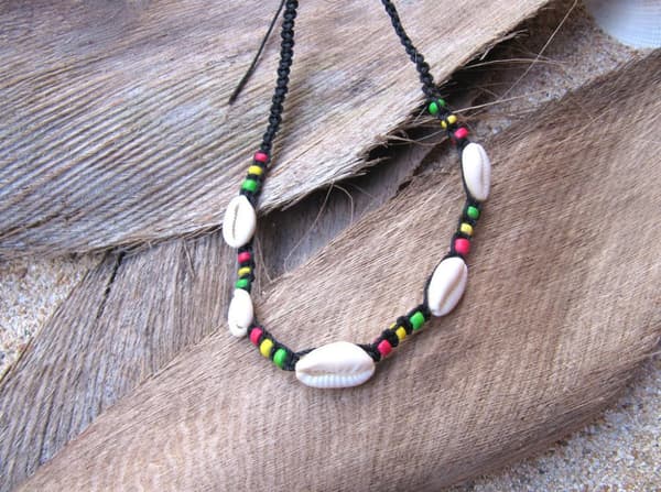 Rastahalsband