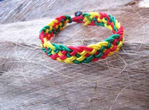Rastaarmband