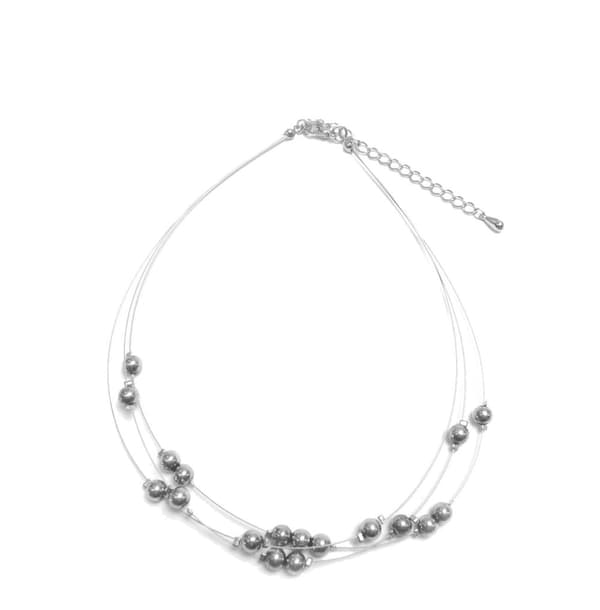Pärlhalsband treradigt