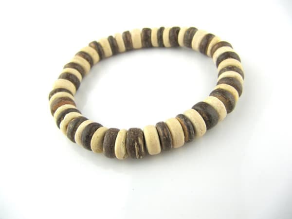 Elastiskt armband Cocopärlor