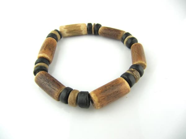 Armband av Cocopärlor