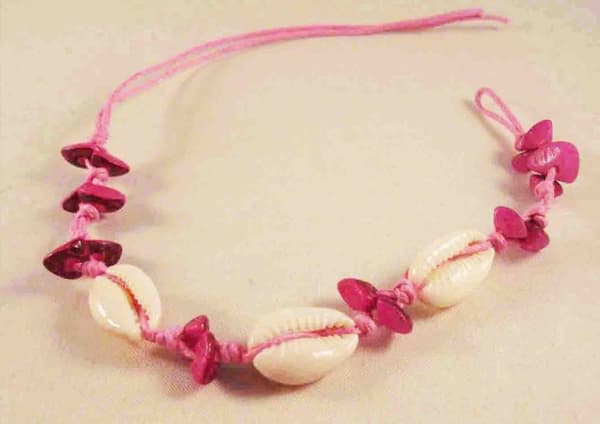 Armband Rosa med snäckor