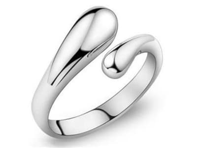 Silver Ring med Droppe / Droppformad - Justerbar