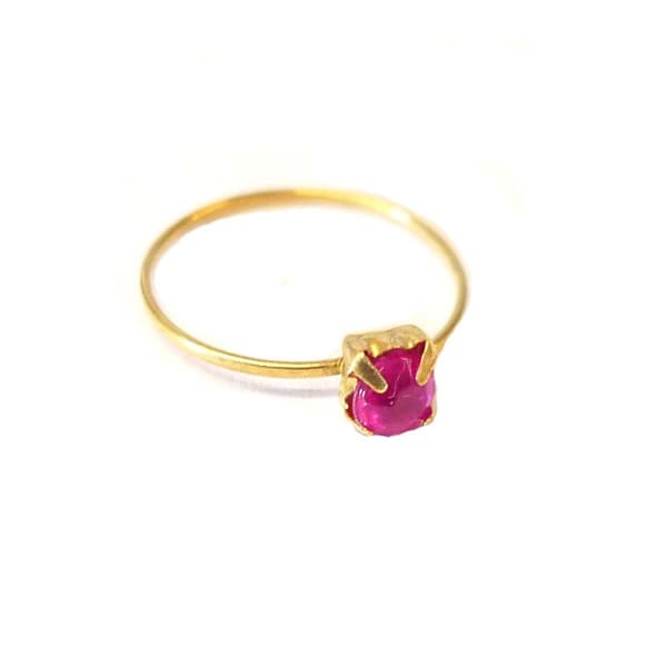 Barnring Guldpläterad Cerise sten