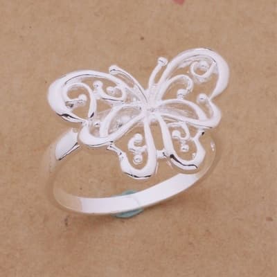 Silver Ring - en Fjäril med Fint Mönster / Butterfly - Stl 17,3