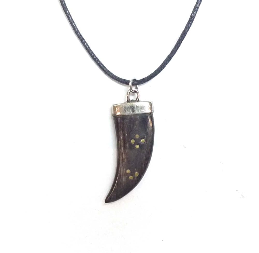 Tandhalsband av ben