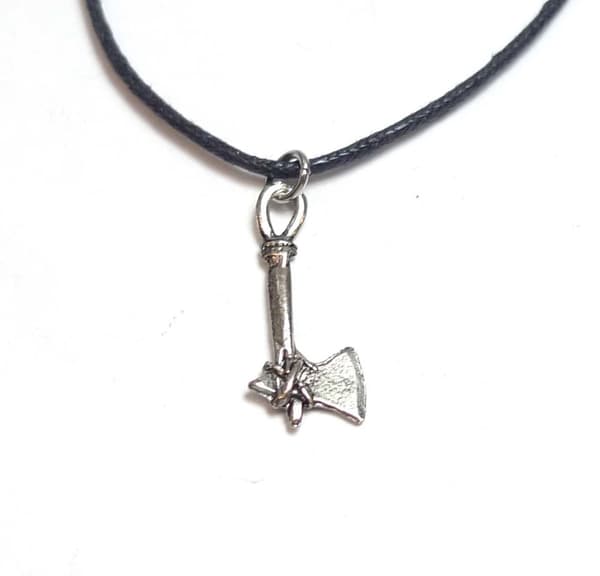 Yxa Halsband