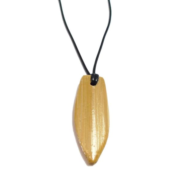 Halsband med Hänge av Bambu