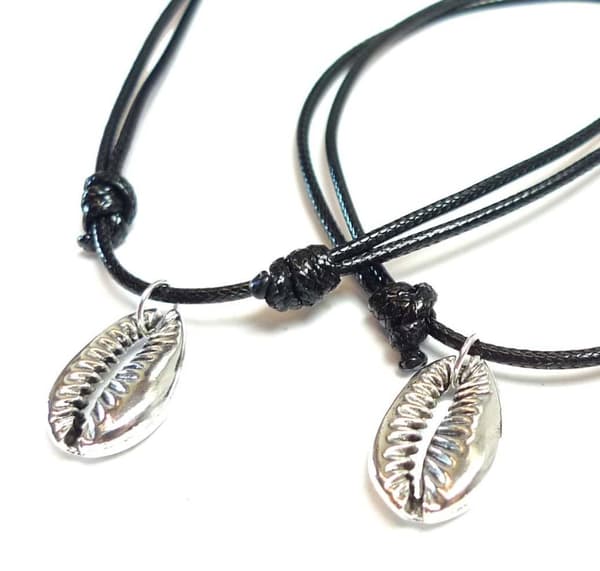 Halsband & Fotband med snäcka